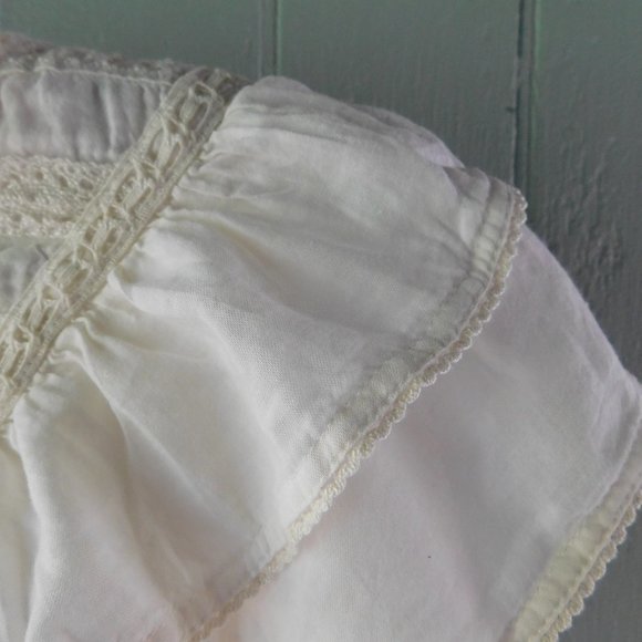 *PRICE FIRM* Vintage Lace Ruffle White Top - Picture 7 of 11